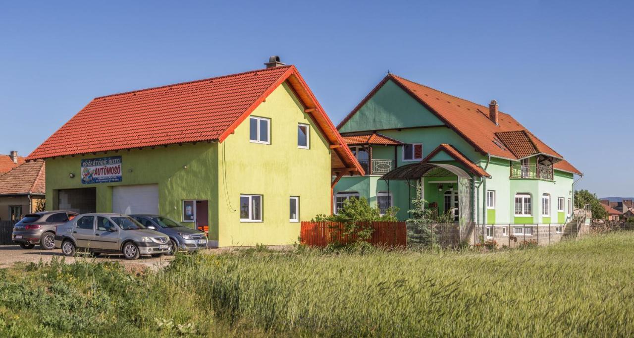 Szasz&Szasz Panzio Bed & Breakfast Gheorgheni  Eksteriør bilde