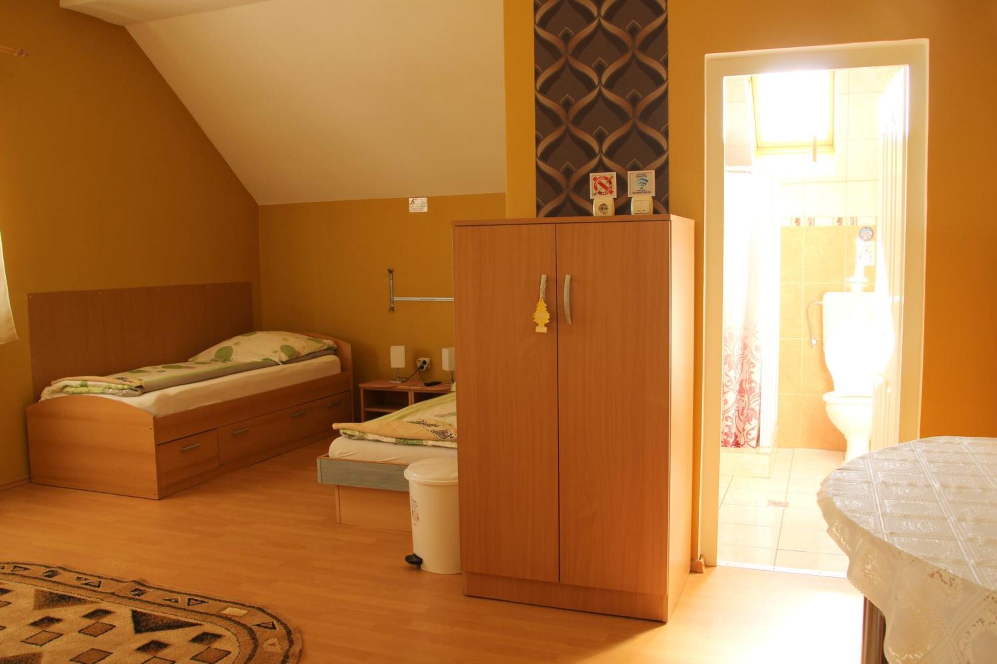 Szasz&Szasz Panzio Bed & Breakfast Gheorgheni  Eksteriør bilde